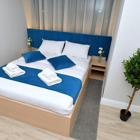 President Aparthotel Cacak Ngoại thất bức ảnh