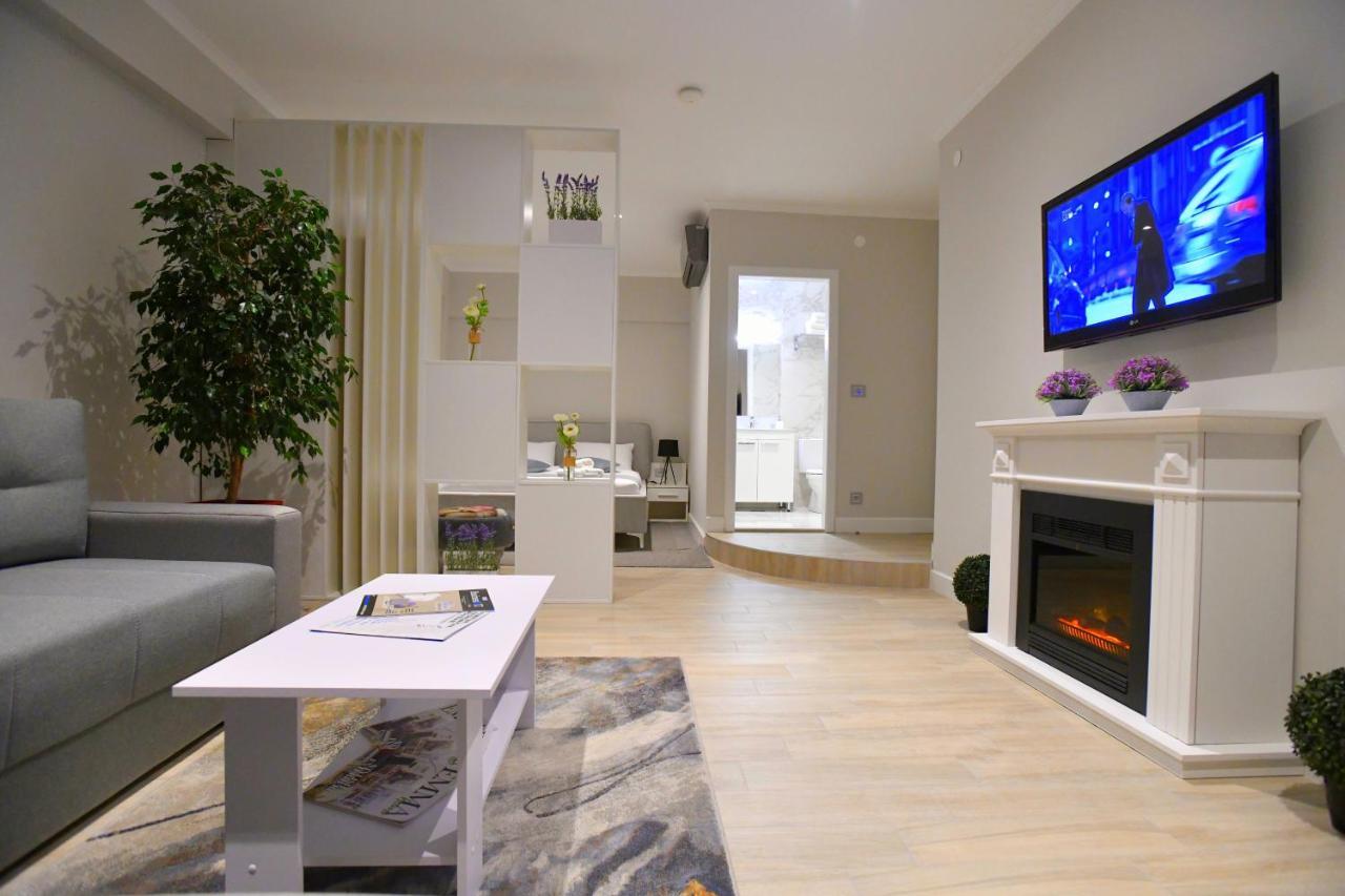 President Aparthotel Cacak Ngoại thất bức ảnh