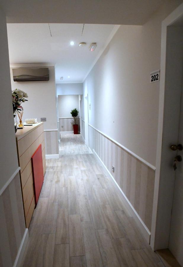 President Aparthotel Cacak Ngoại thất bức ảnh