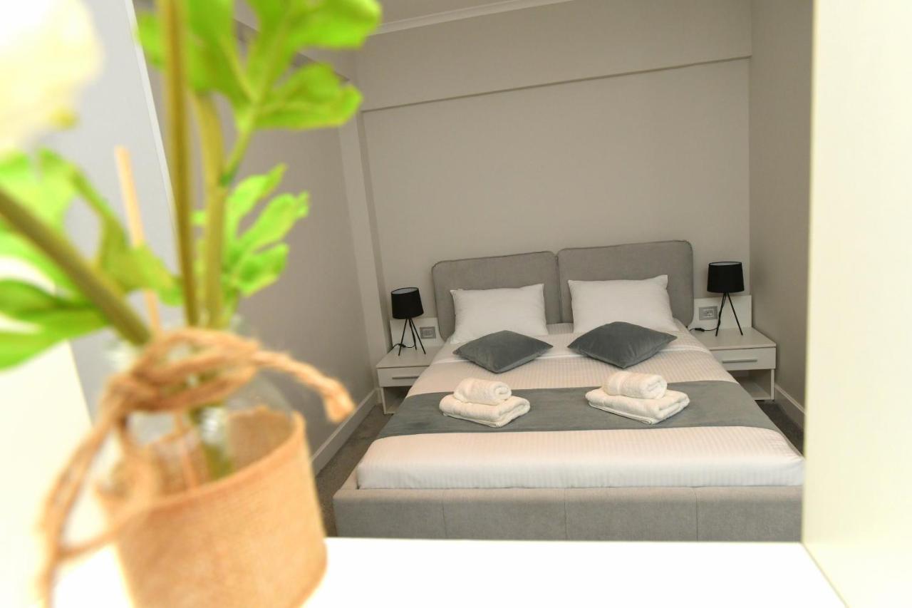 President Aparthotel Cacak Ngoại thất bức ảnh