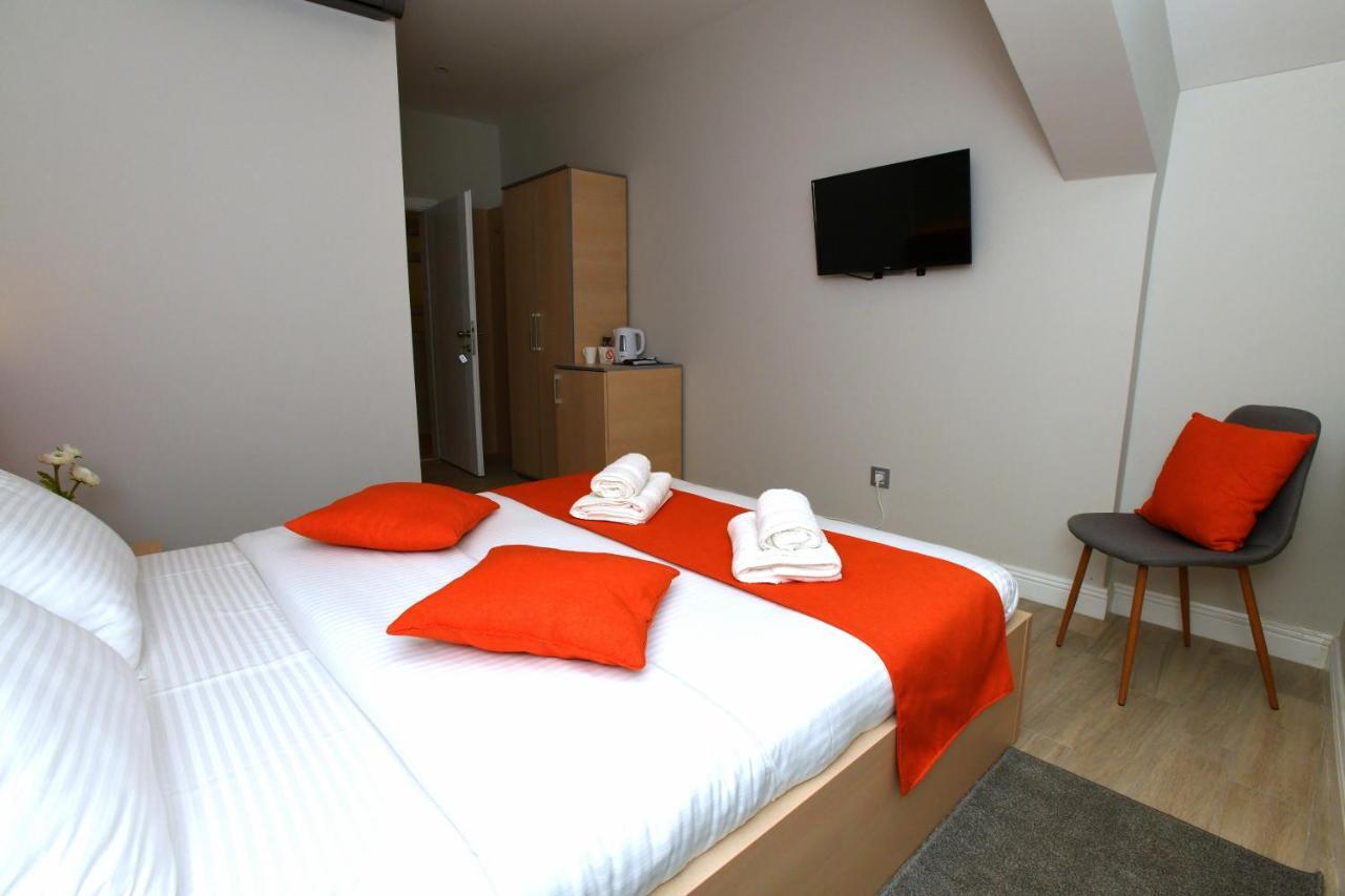 President Aparthotel Cacak Ngoại thất bức ảnh