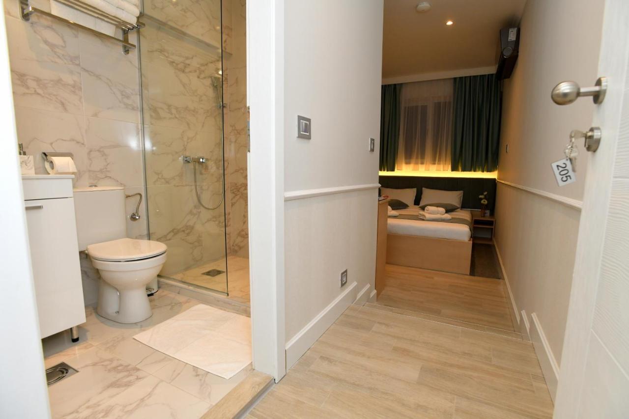 President Aparthotel Cacak Ngoại thất bức ảnh
