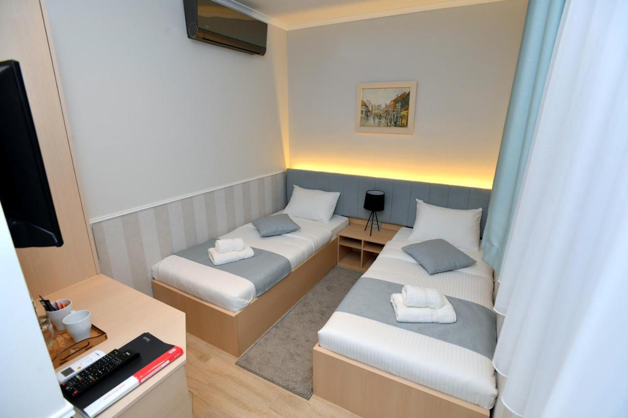 President Aparthotel Cacak Ngoại thất bức ảnh