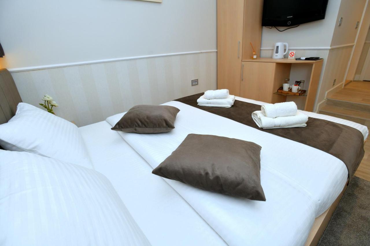 President Aparthotel Cacak Ngoại thất bức ảnh